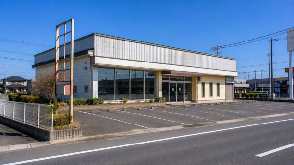 筑西市 店舗解体 参考イメージ（解体前）